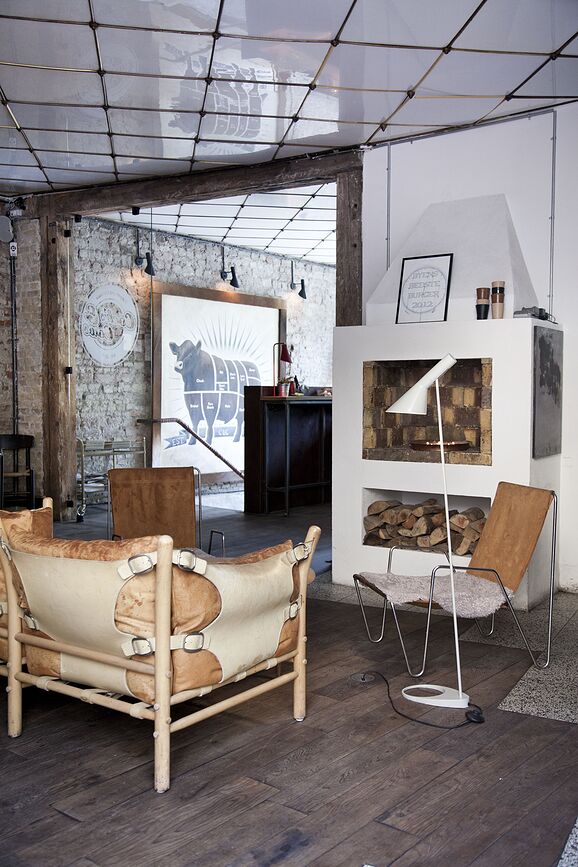 Lámpara de Pie AJ, verde apagado