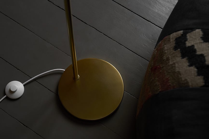 Lámpara de Pie de latón VL Ring Crown