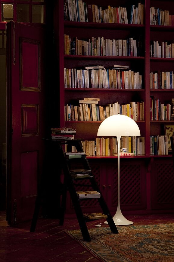 Lámpara de Pie Panthella, blanca