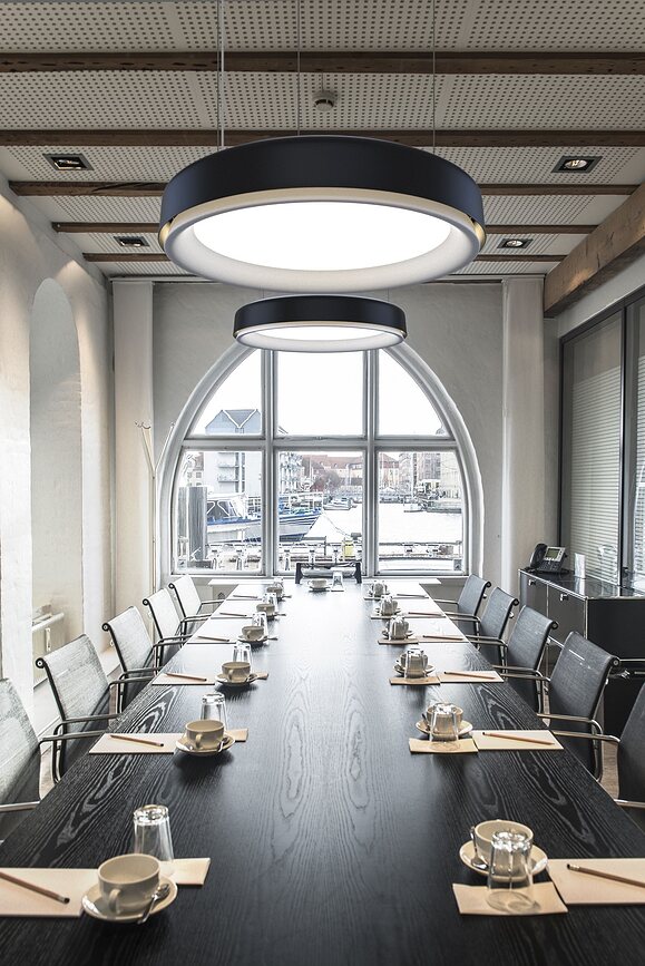 LP Grand Suspended Suspension LED, 4000K, Ø 32 cm, noire, dimmable par coupure de phase