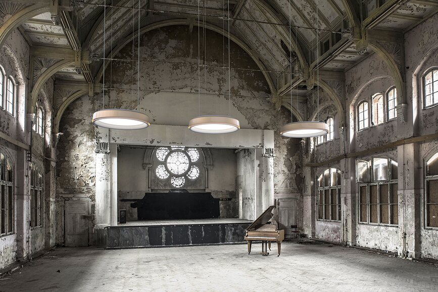 LP Grand Suspended Viseča svetilka LED, fazno zatemnilna Main Dimm, 32 cm, 4000K, šampanjska