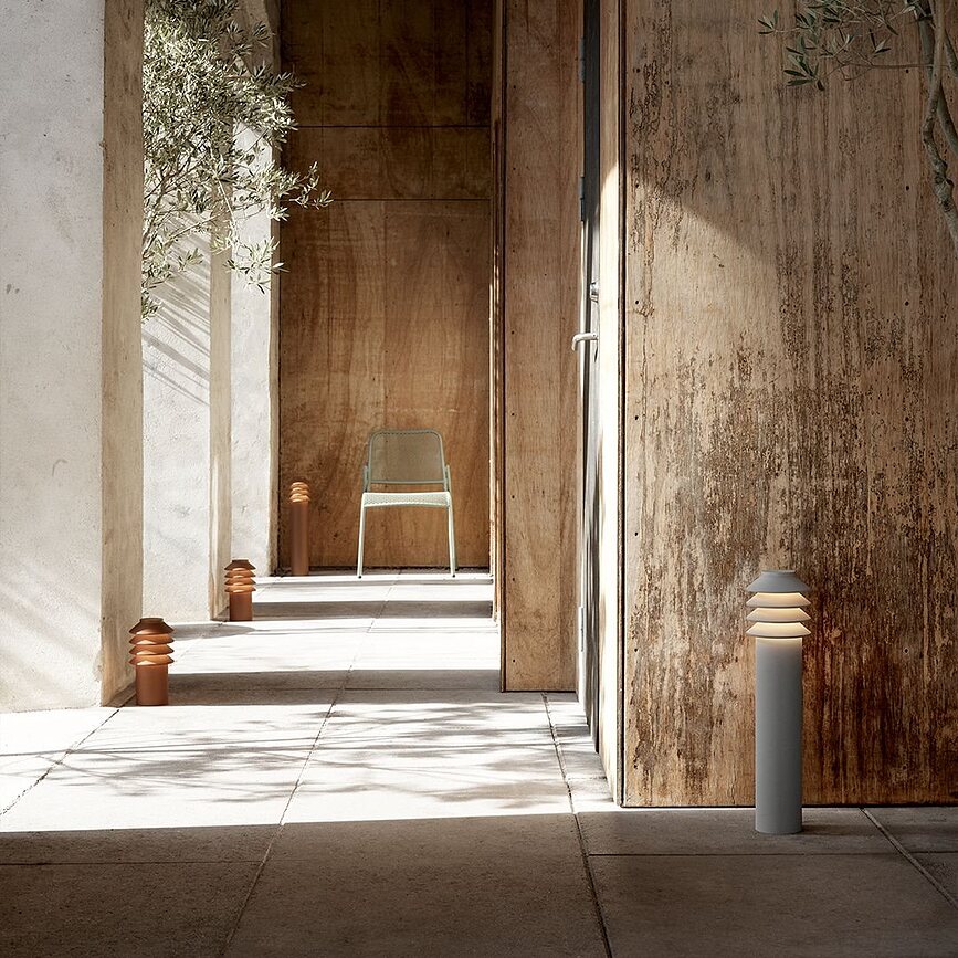 Baliza de Exterior LED Bysted, 4000K, talla S, gris, con estaca y adaptador