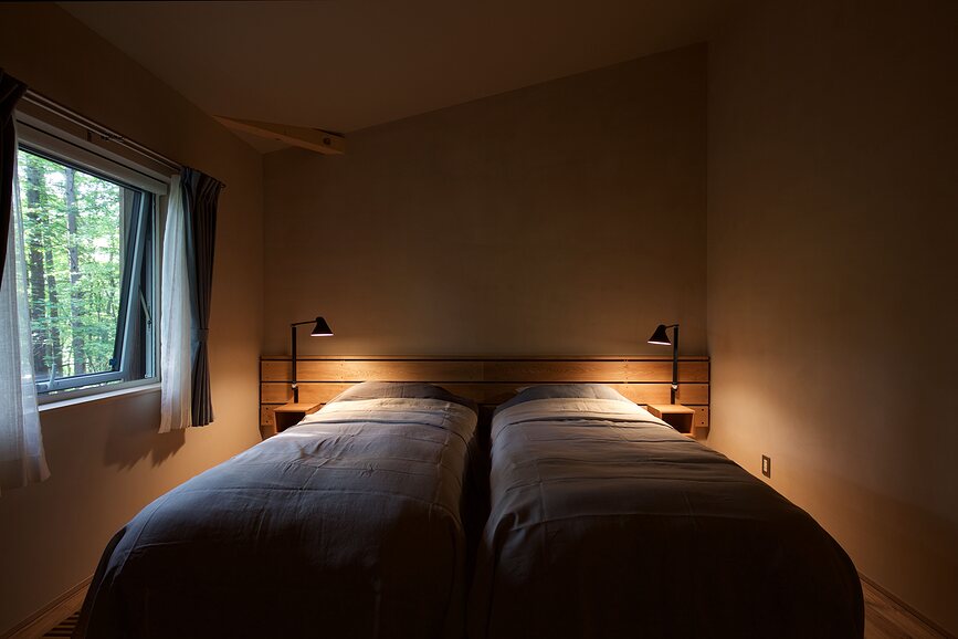 NJP Applique Murale à bras articulé LED, 2700 K, blanche