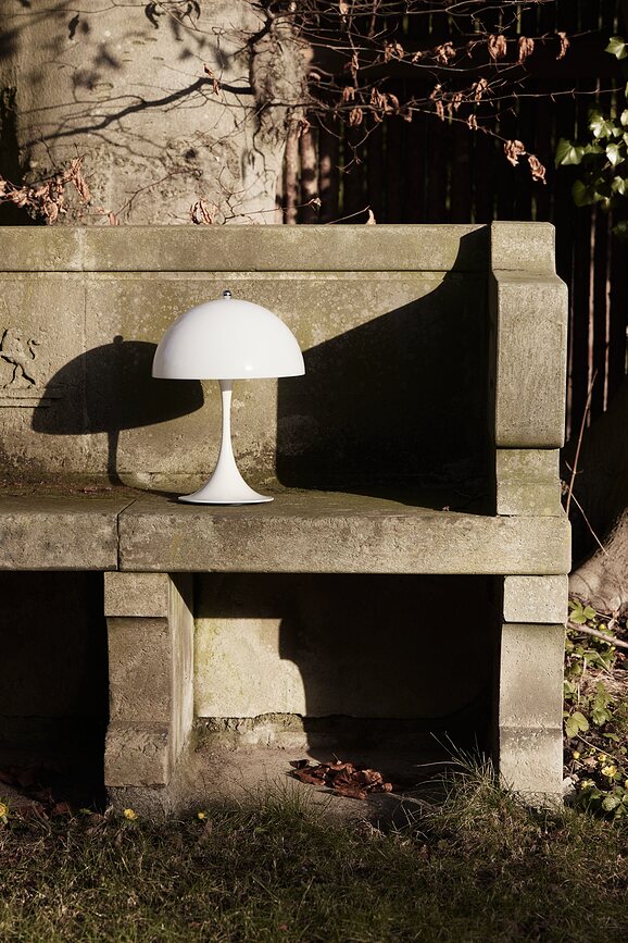 Panthella 250 Lampe sans fil, opalin