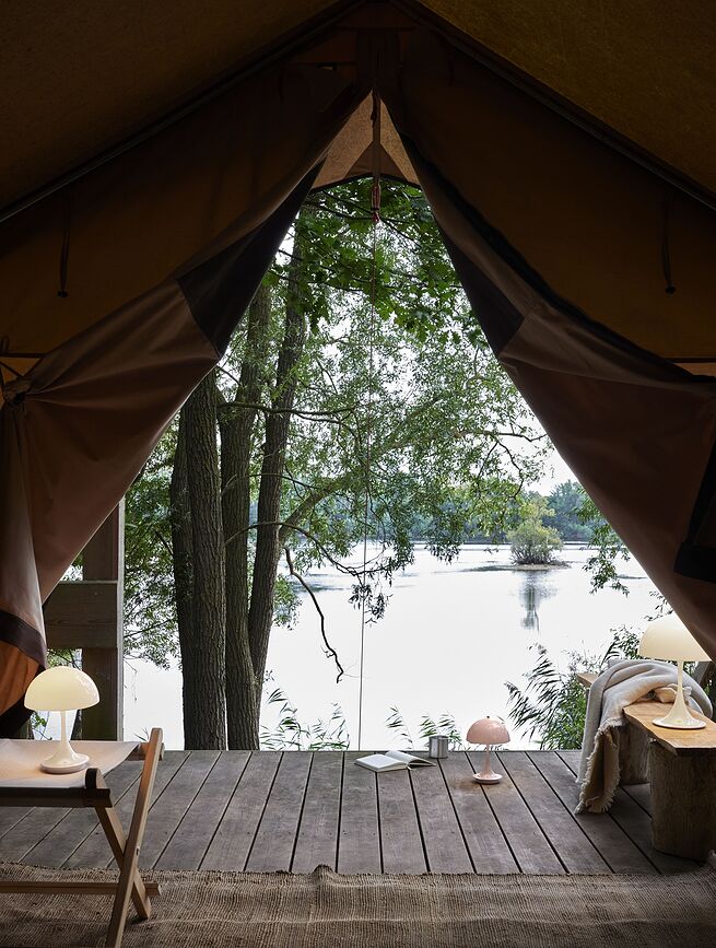 Panthella 250 v3 Brezžična svetilka, indigo