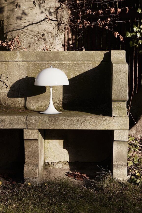 Panthella Lampa bežična 250 opal