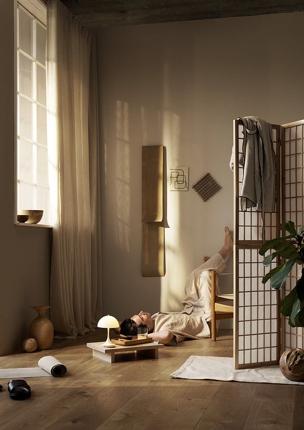 Panthella Lampa bežična v3 srebrna