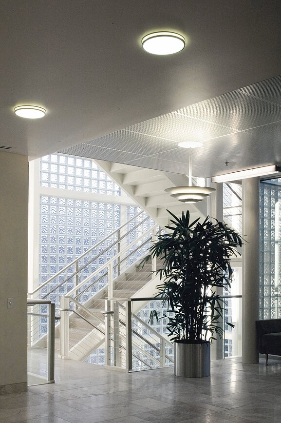 Plafón Munkegaard LED, satinado, 52,5 cm, 3000K, con control Dali