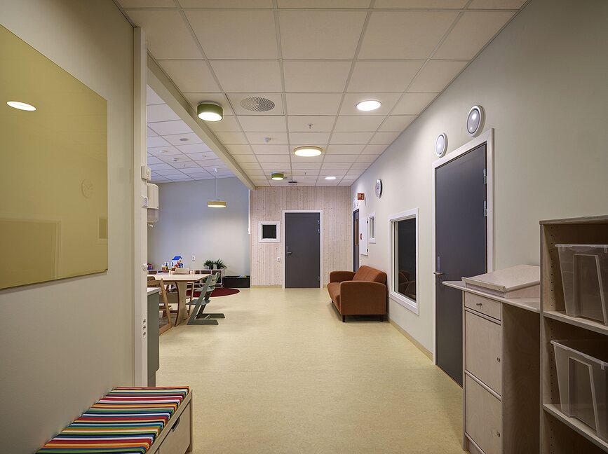 Circle Surface LED Plafon, 26,7 cm, prozoren bel