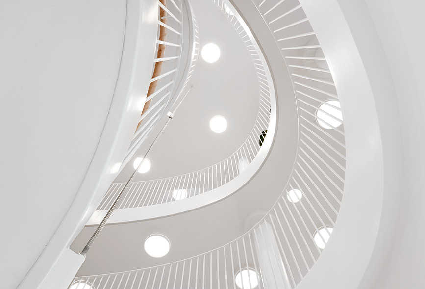 Plafón LED Delgado Redondo Semienrasado, 68 cm, 4000K, blanco, difusor ópalo, control Dali