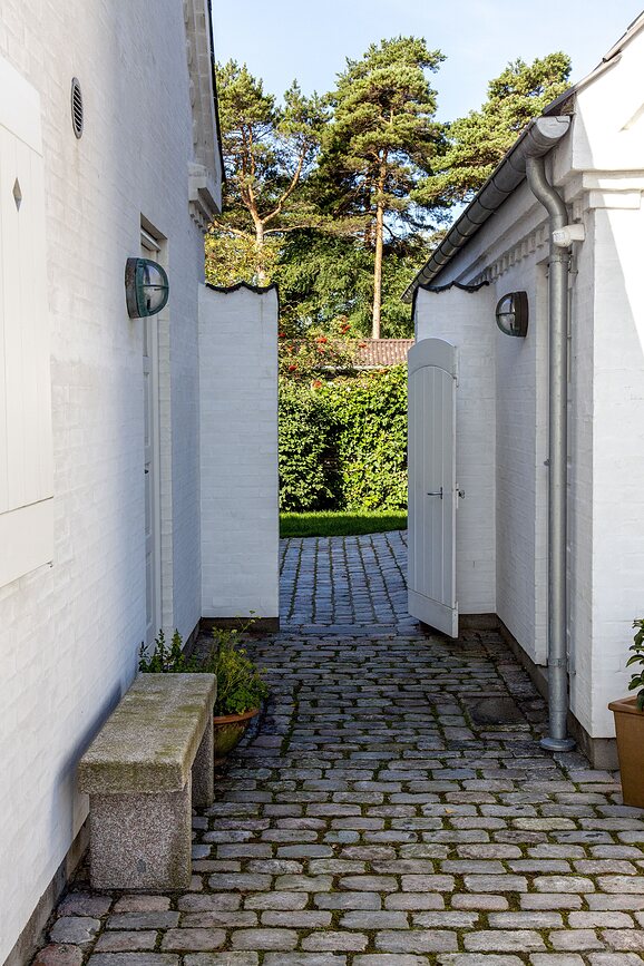 Skot Φωτιστικό Τοίχου LED, 3000K, οπάλ, με ανθρακί σκελετό