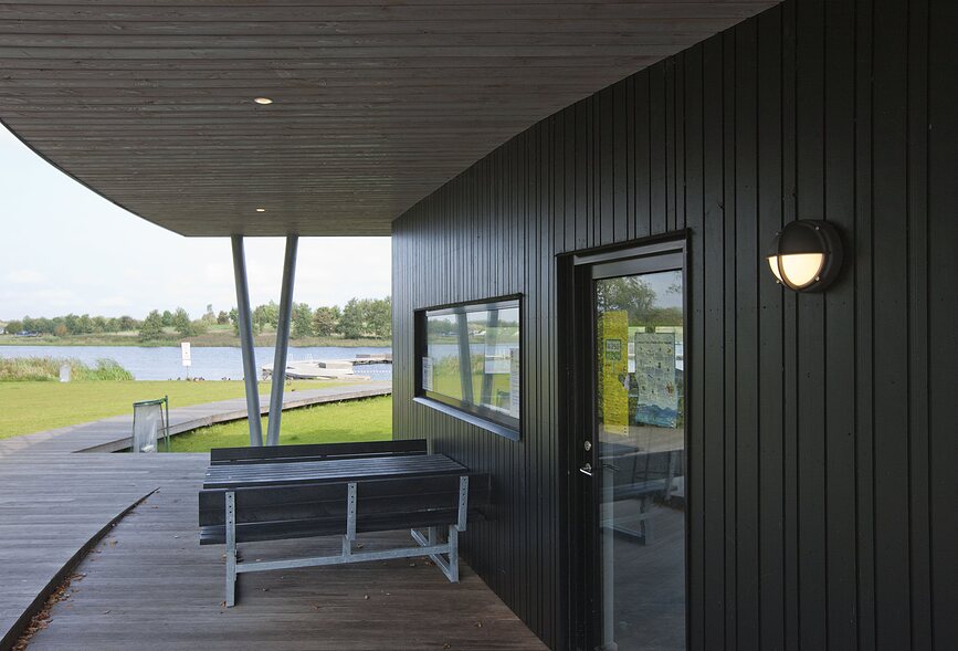 Skot Half Applique Murale LED, 3000K, diffuseur opale, cadre anthracite