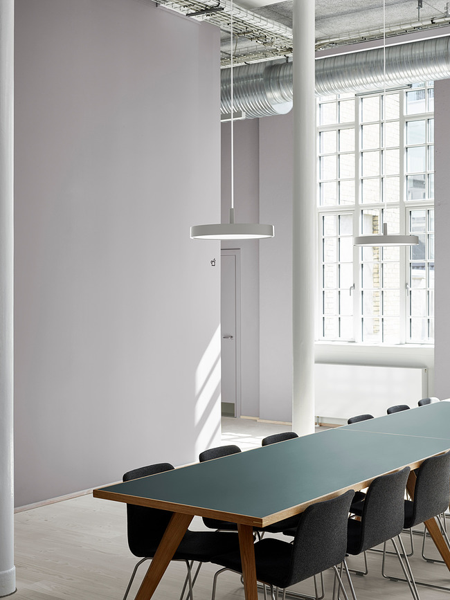 Slim Round Suspended LED KA Φωτιστικό Κρεμαστό, με διαχύτη οπάλ, έλεγχος φωτισμού Dali, Ø 25 cm, λευκό