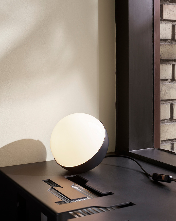 VL Studio Lampe 32 cm, noire, dimmable par coupure de phase