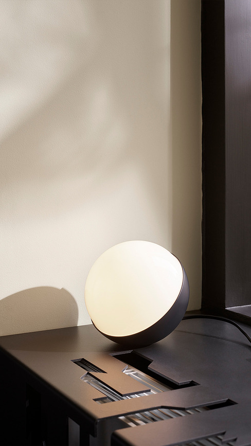 VL Studio Lampe 32 cm, noire, dimmable par coupure de phase