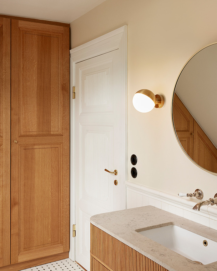 VL Studio Zidna Svjetiljka bez vidljivog kabela i prekidača 15 cm mjedena