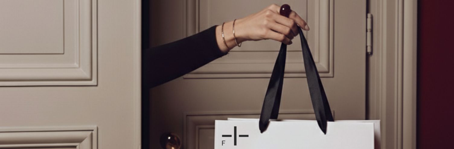 Cadeaux pour les femmes qui écrivent leurs propres fins heureuses. Pour la Journée de la Femme et au-delà