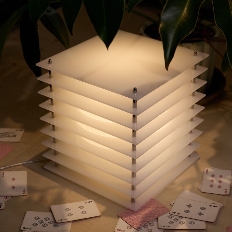 lampe blanche de la marque bang