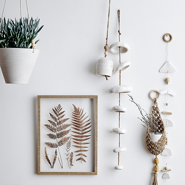 Pots suspendus blancs