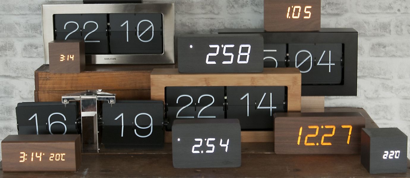 električne budilice s pozadinskim osvjetljenjem