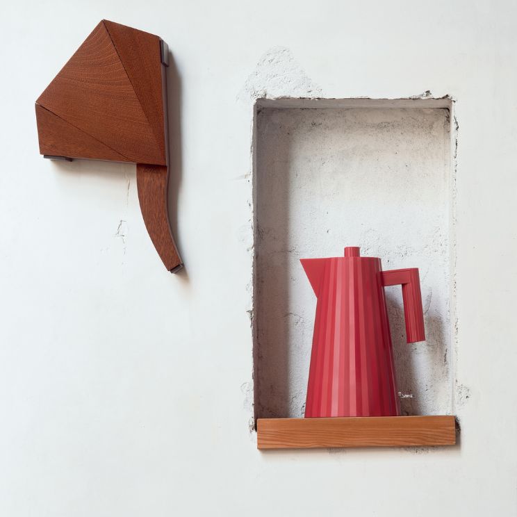 une bouilloire Plissé rouge - attire immédiatement le regard