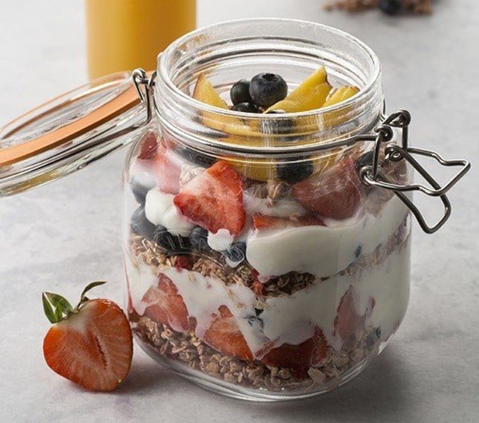 domaća granola muesli staklenka orasi