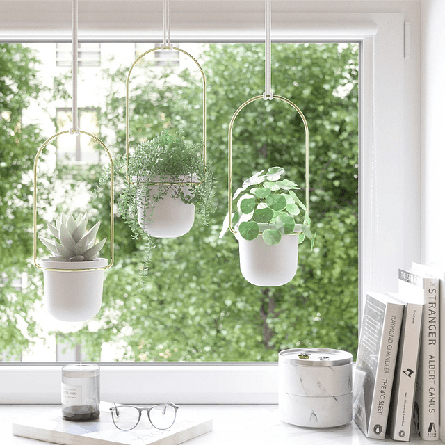 Pots suspendus à différentes hauteurs Triflora blanc