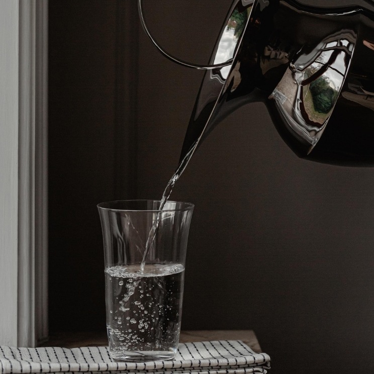 Jarra Audo Copenhagen: abraza el acero