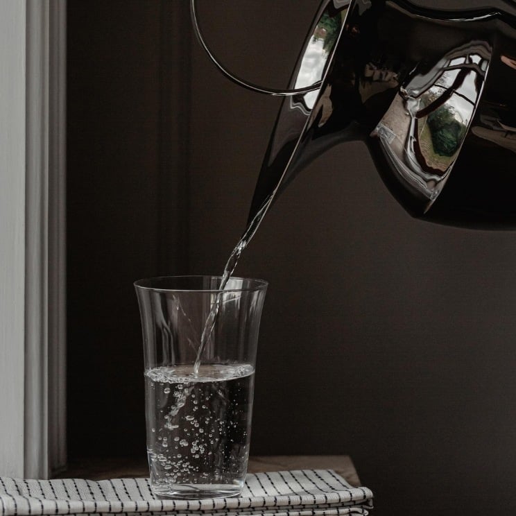 Jarra Audo Copenhagen: abraza el acero