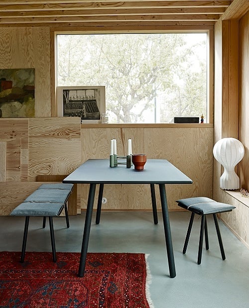 Banc noir Georg ", une solution d'assise élégante et sophistiquée pour les espaces contemporains. Son design minimaliste et sa finition sombre en font un ajout frappant à n'importe quelle pièce, offrant à la fois style et praticité. Explorez l'élégance moderne chez FormAdore. Banc Noir Georg. Assise minimaliste moderne. Meubles noirs chics. Design inspiré du scandinave. Banc domestique polyvalent. Décor intérieur élégant. Construction durable. Le choix de FormAdore. Banc de couloir. Assise de salle à manger. Accent de chambre. Meubles de salon. Style contemporain. Élégance fonctionnelle. Artisanat de haute qualité. Élégant et pratique. Finition en bois foncé. Design géométrique. Lignes épurées. Esthétique domestique. Collection Georg. Achetez FormAdore. Banc noir Georg ", incarnant le design nordique moderne avec ses lignes épurées et sa construction robuste. Ce banc est une pièce maîtresse parfaite pour ceux qui apprécient la beauté fonctionnelle et une touche de sophistication sombre dans leurs espaces de vie. Découvrez Georg chez FormAdore. Banc Noir Georg. Banc de design nordique. Banc noir minimaliste. Assise contemporaine. Meubles foncés élégants. Accent domestique polyvalent. Durable et élégant. Collection FormAdore. Banc de couloir, salle à manger, chambre. Vie moderne. Design fonctionnel. Finition de haute qualité. Esthétique épurée. Grain de bois noir. Forme géométrique. Essentiel de décoration intérieure. Collection Georg chez FormAdore. Banc noir Georg ", un mélange de design audacieux et de fonctionnalité pratique, idéal pour améliorer toute maison moderne. Sa construction solide et sa finition noire raffinée en font une option d'assise sophistiquée et confortable. Trouvez votre parfait compagnon chez FormAdore. Banc Noir Georg. Banc en bois noir. Minimaliste moderne. Style scandinave. Meuble domestique polyvalent. Décor foncé élégant. Design durable. Le meilleur de FormAdore. Couloir, salle à manger, chambre. Accent de salon. Fonctionnel et chic. Haute qualité. Maison contemporaine. Esthétique épurée. Finition noire. Forme géométrique. Style de maison. Collection Georg. Achetez maintenant.