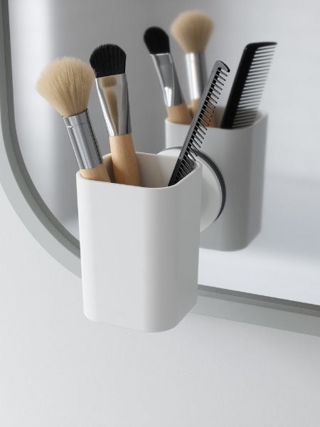 stenska skodelica za zobne ščetke z priseskom