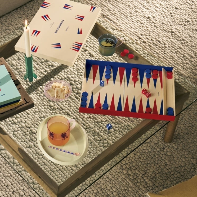 jeu de société sur la table