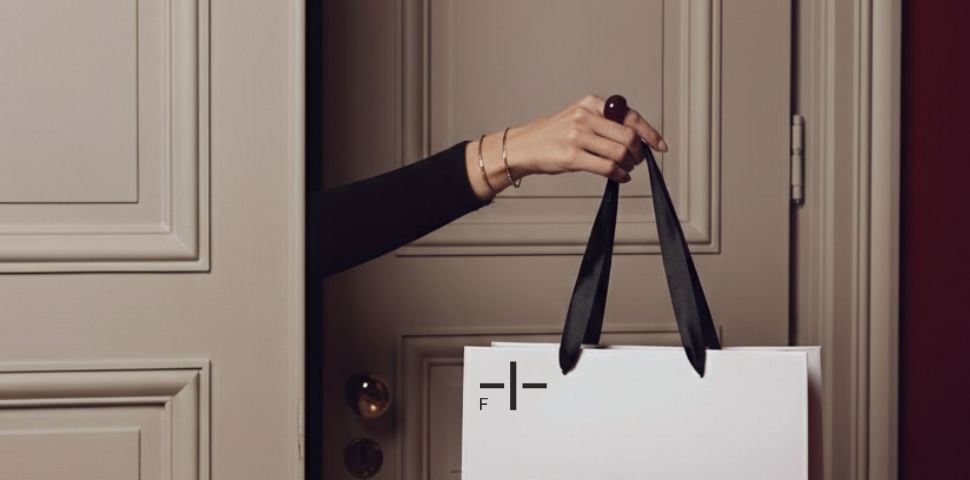 Cadeaux pour les femmes qui écrivent leurs propres fins heureuses. Pour la Journée de la Femme et au-delà