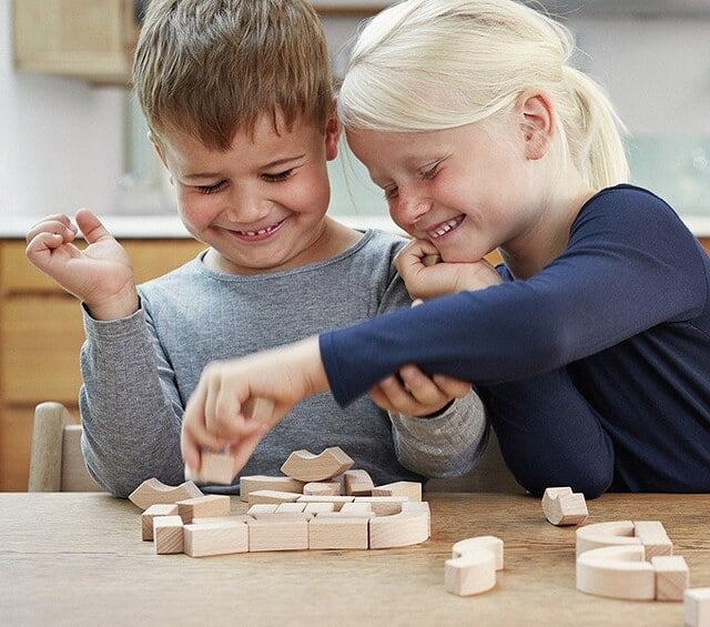 Kay Bojesen Kocke s abecedom