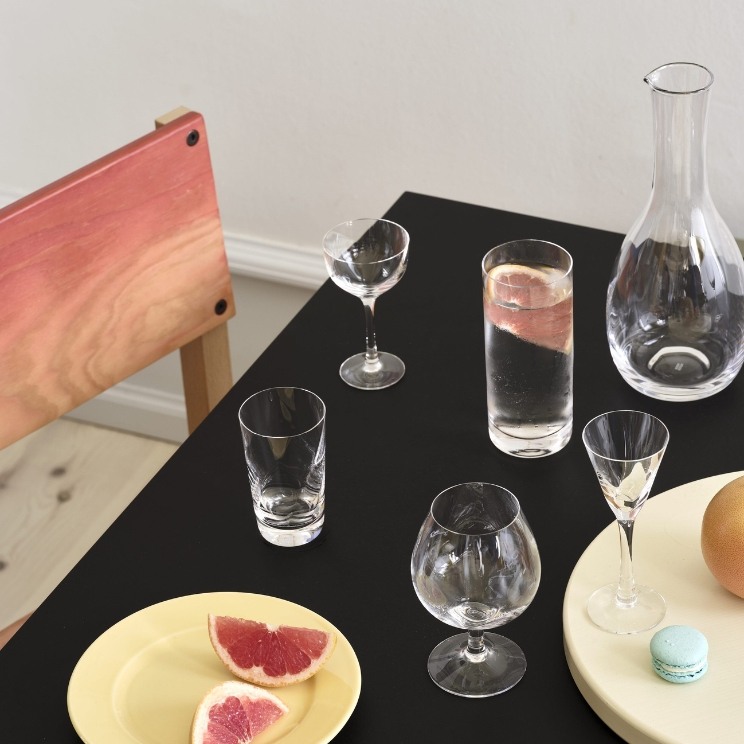 kosta boda - σκανδιναβικό στυλ στο σερβίρισμα