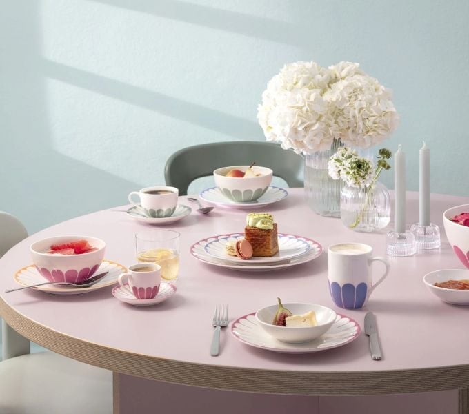 Cvetlični namizni pribor Fleur na mizi