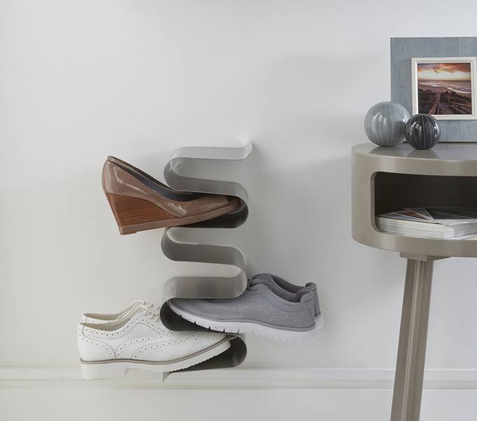 Nest zidna tračnica za cipele