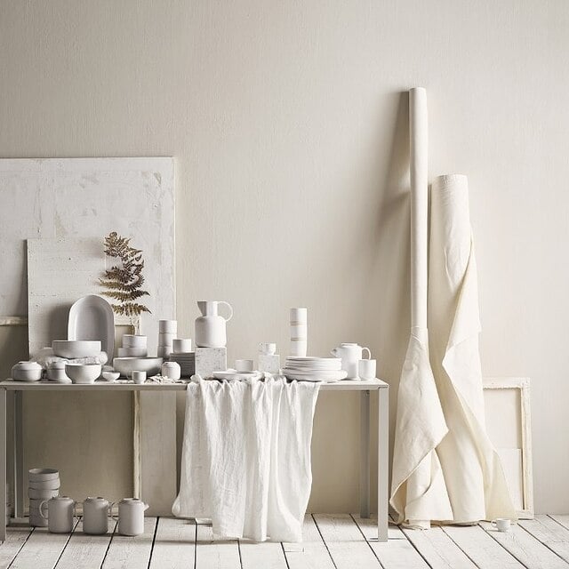 jarra de leche de la marca bolia