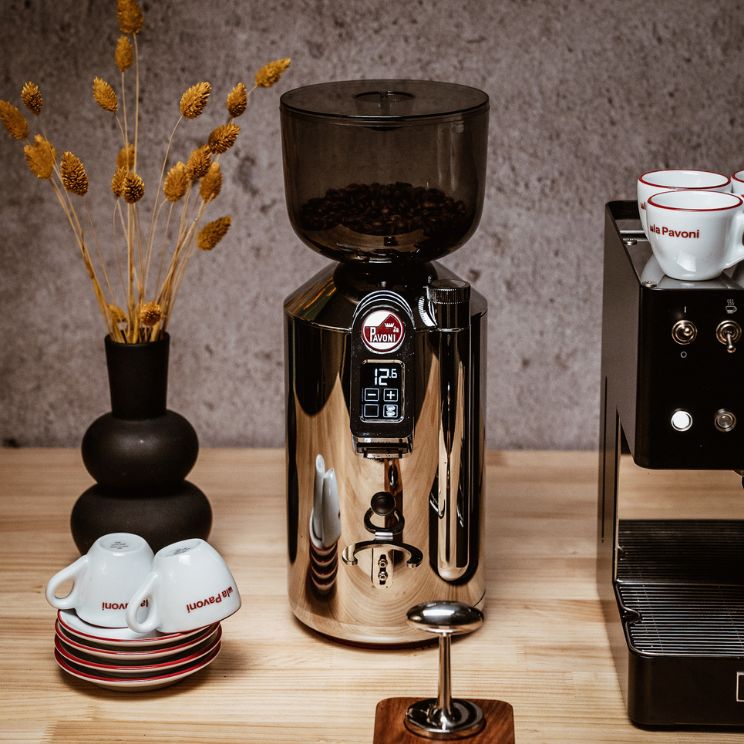 macinacaffè del marchio italiano Pavoni