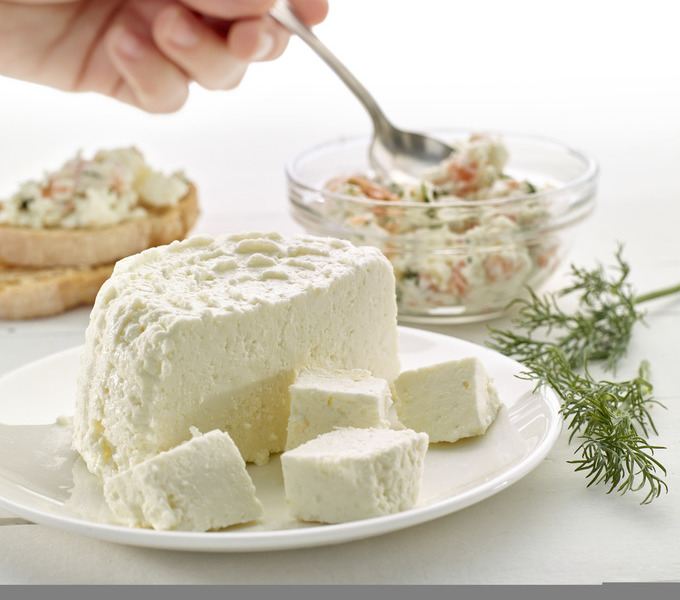 Lekue aparat za izdelavo skute s cedilom za limone