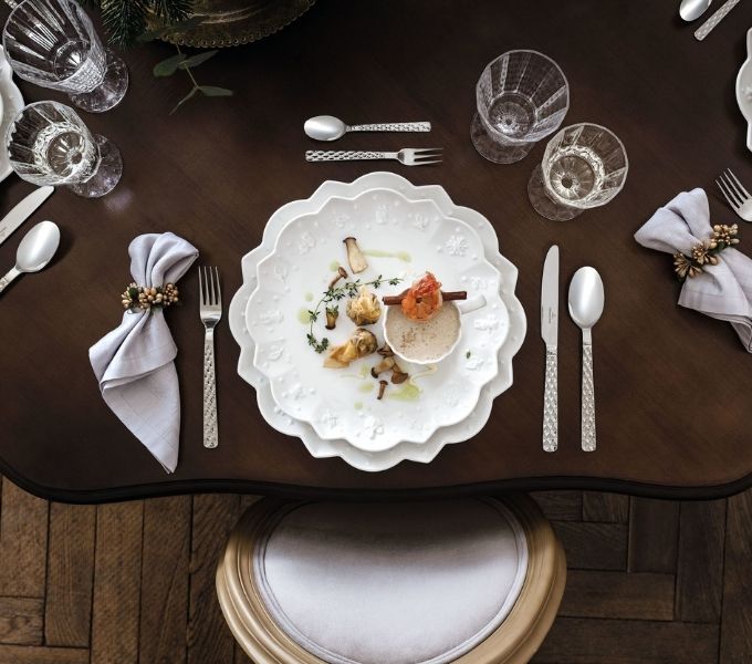 στρογγυλό πιάτο