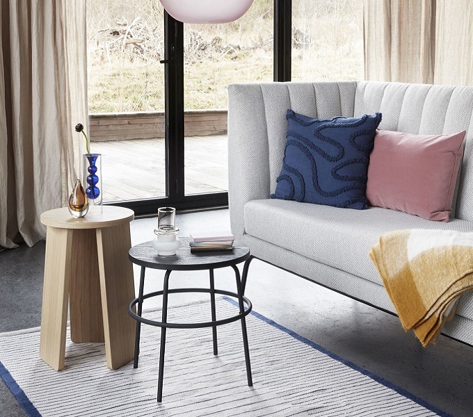 Hübsch akrilni prekrivač