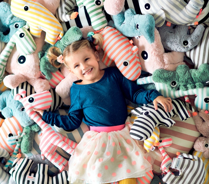 μασκότ done by deer