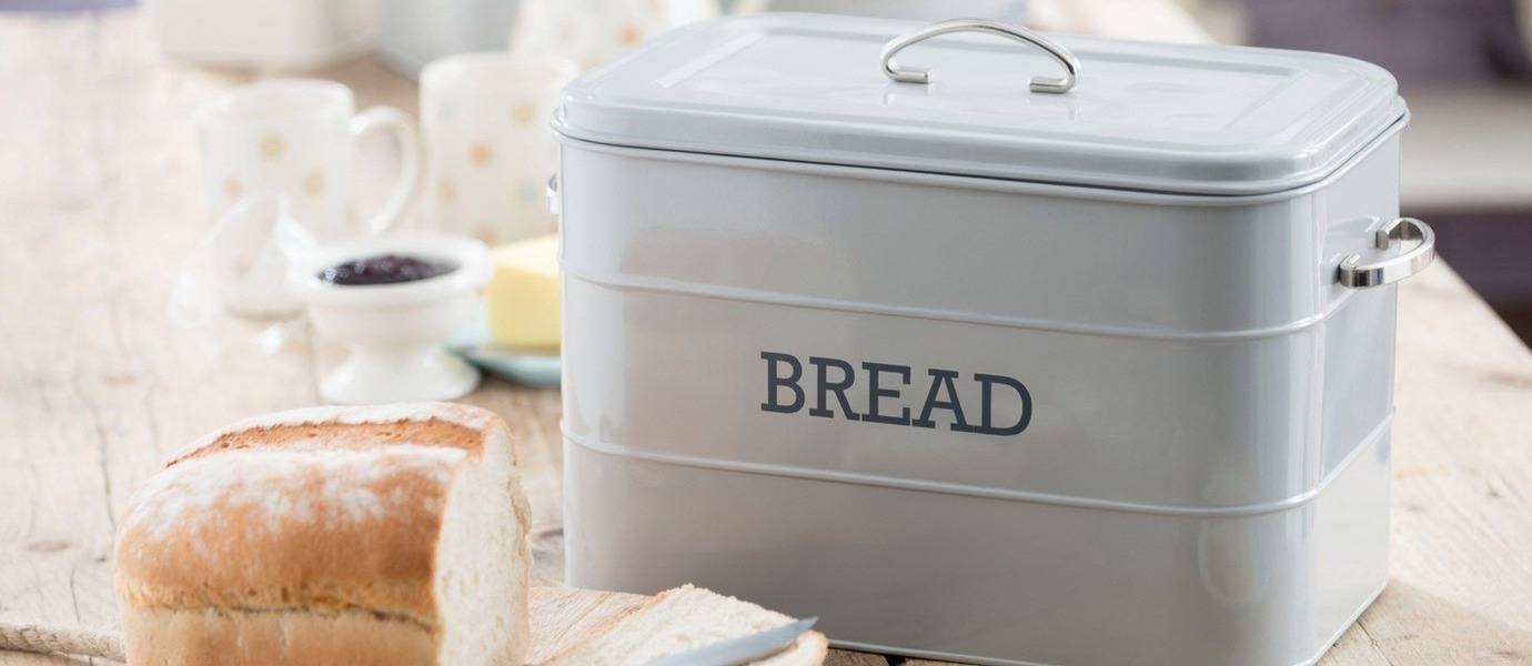 Living Nostalgia košara za kruh