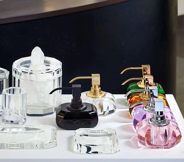 récipients pour cotons-tiges