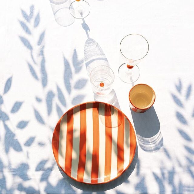 plato naranja zafferano