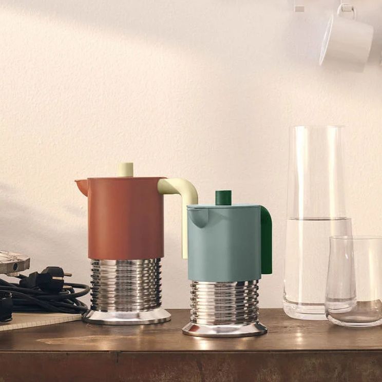 gave til ham: vite kaffemaskine