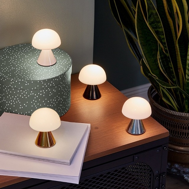 prezent dla pracownika: lexon lampka led mini