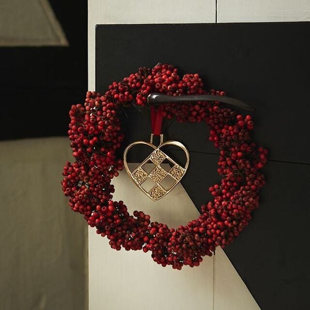 poklon od 80
: vijenac za vrata