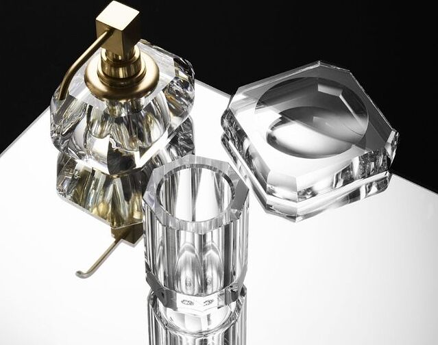 récipient à savon transparent